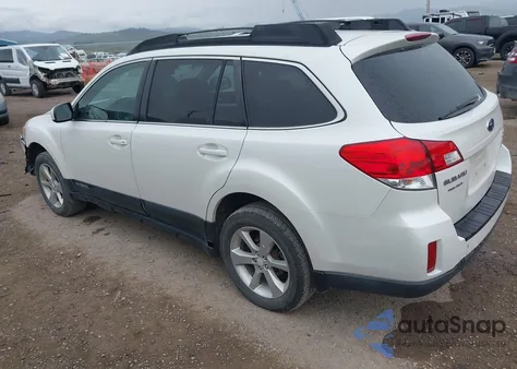 2013 Subaru Outback 2.5I Premium z USA, uszkodzony, nr VIN 4S4BRBCC3D3293800